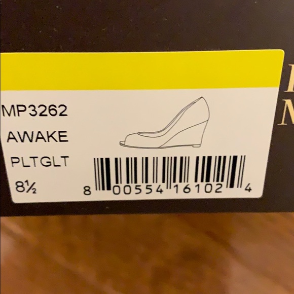 Badgley Mischka Awake Glitter Wedge Pumps - Picture 7 of 7